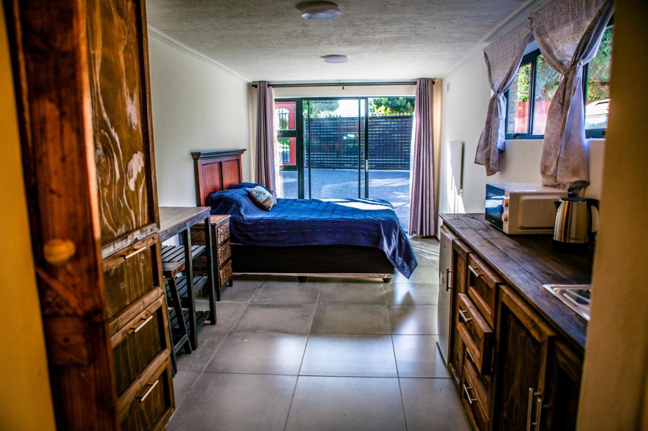 Peaceful 1-Bedroom Flatlet, 10 Min From The Beach Κέιπ Τάουν Εξωτερικό φωτογραφία